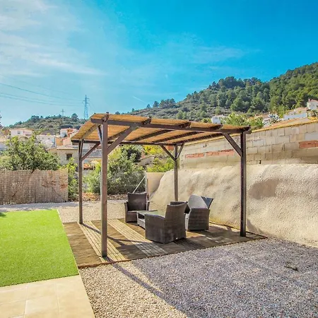 Three-bedroom Holiday In Calpe